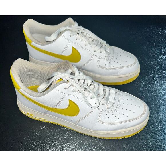 Nike Air Force White and Saturn - size 10 - Picture 1 of 10
